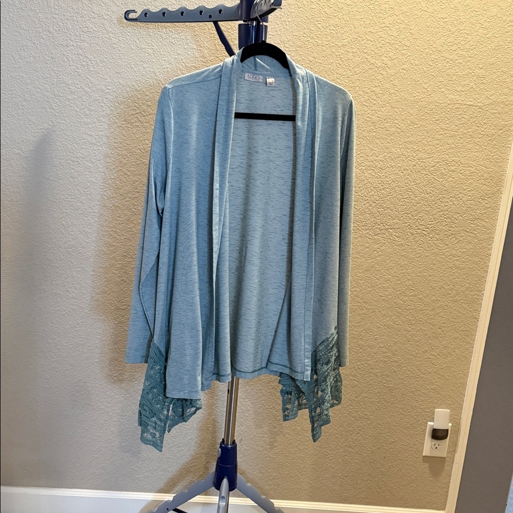 Logo by Lori Goldstein Women's light green Open Front Cardigan. Size Large
